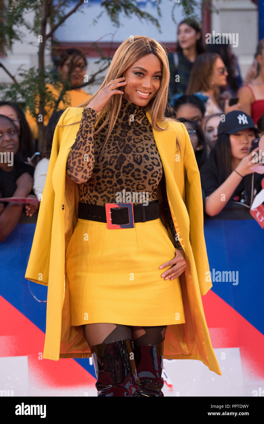 Yellow pvc jacket hi-res stock photography and images - Alamy