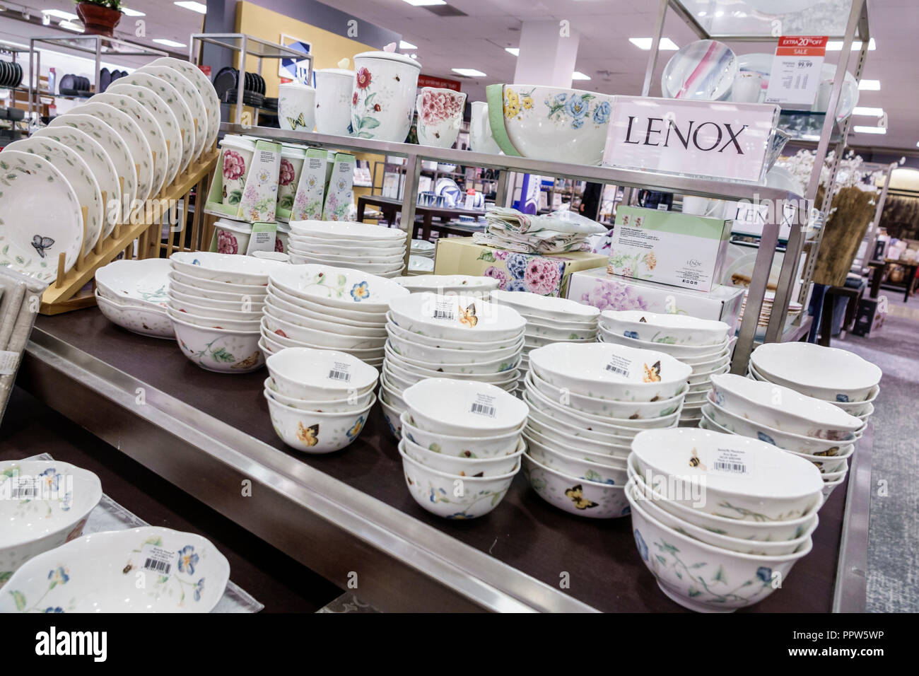 Lenox square mall hi-res stock photography and images - Alamy