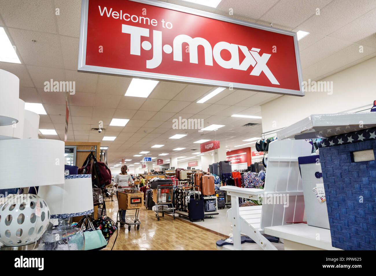 Florida, Miami, Kendall, T.J. TJ Maxx discount department store