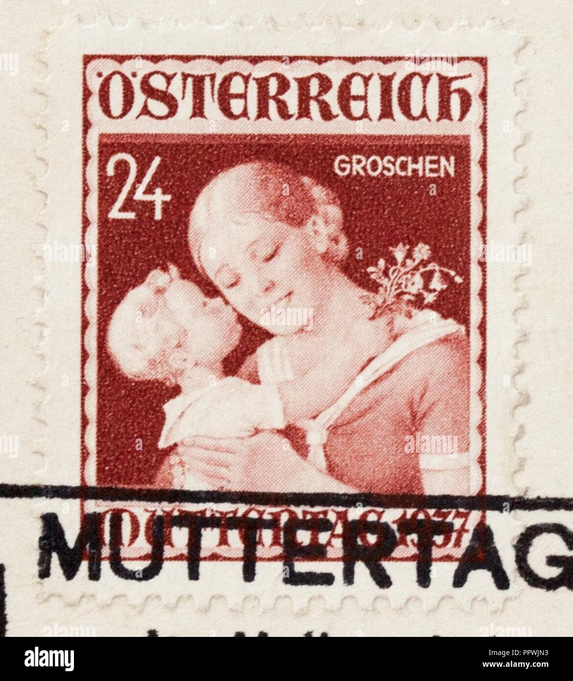 Briefmarke Österreich 1937 Muttertag Ersttagsausgabe b. Stock Photo
