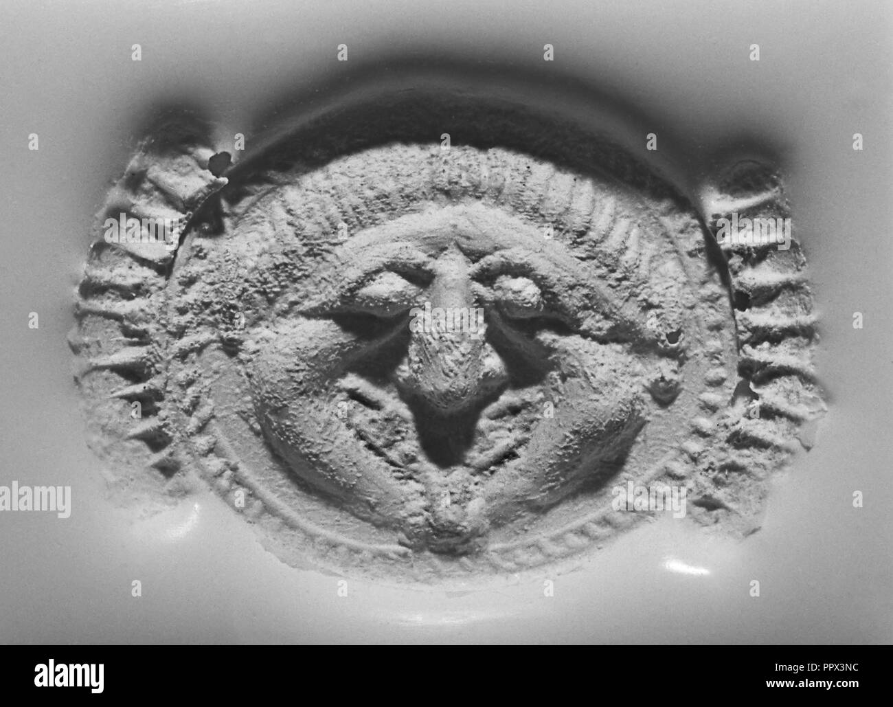 6 in 16 5 cm Black and White Stock Photos & Images - Alamy