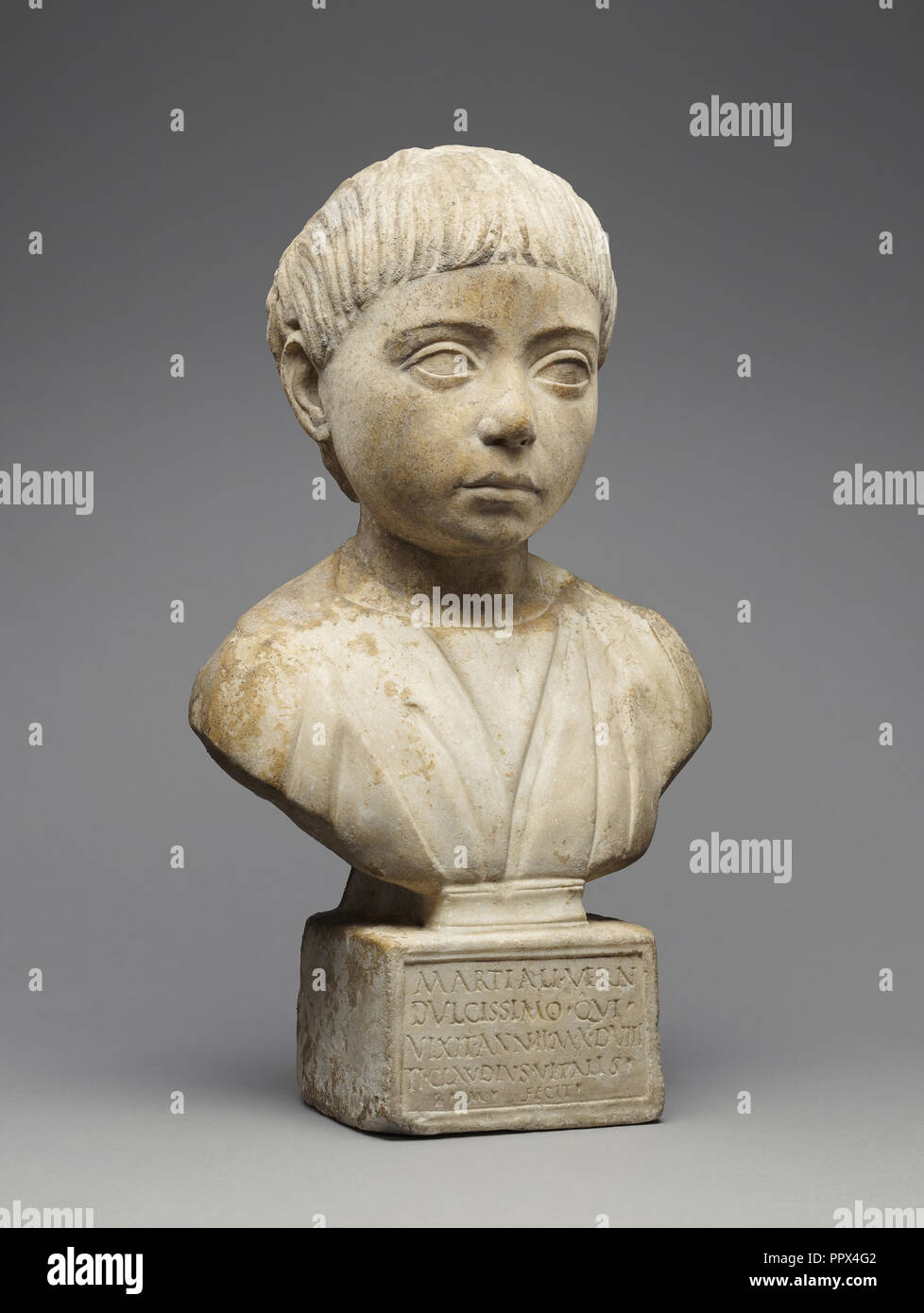 Bust Inscription Sample 100 115 High Resolution Stock Photography and Images - Alamy