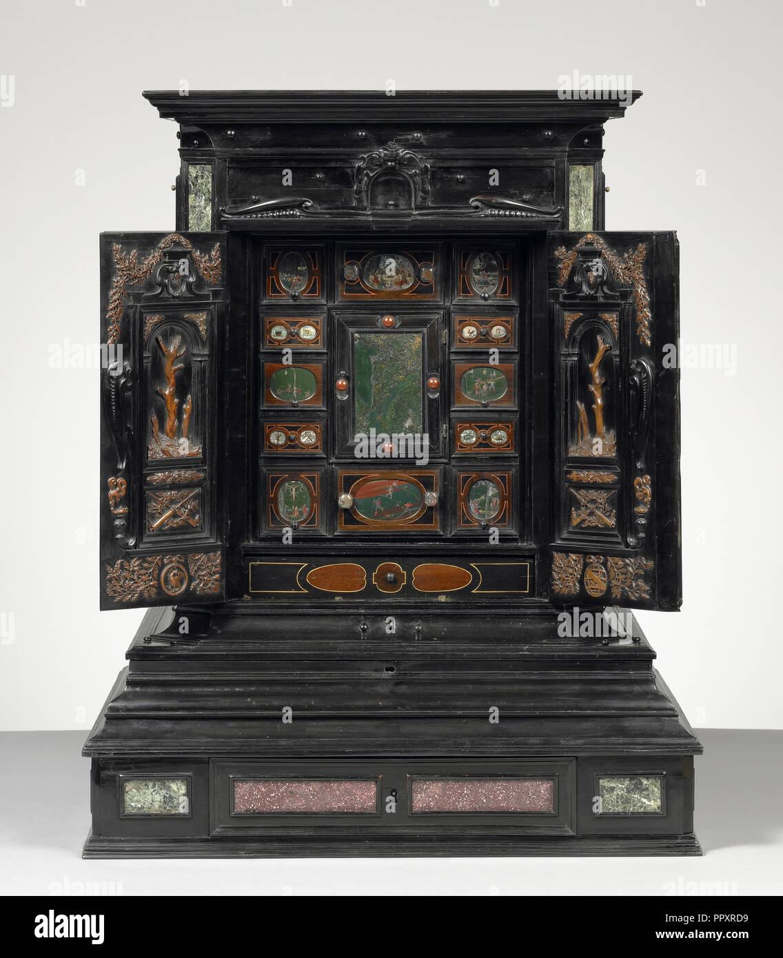 Display Cabinet; Unknown, Three wood carvings by Albert Jansz. Vinckenbrinck, Dutch, about 1604 - 1664,1665, Augsburg, Germany Stock Photo