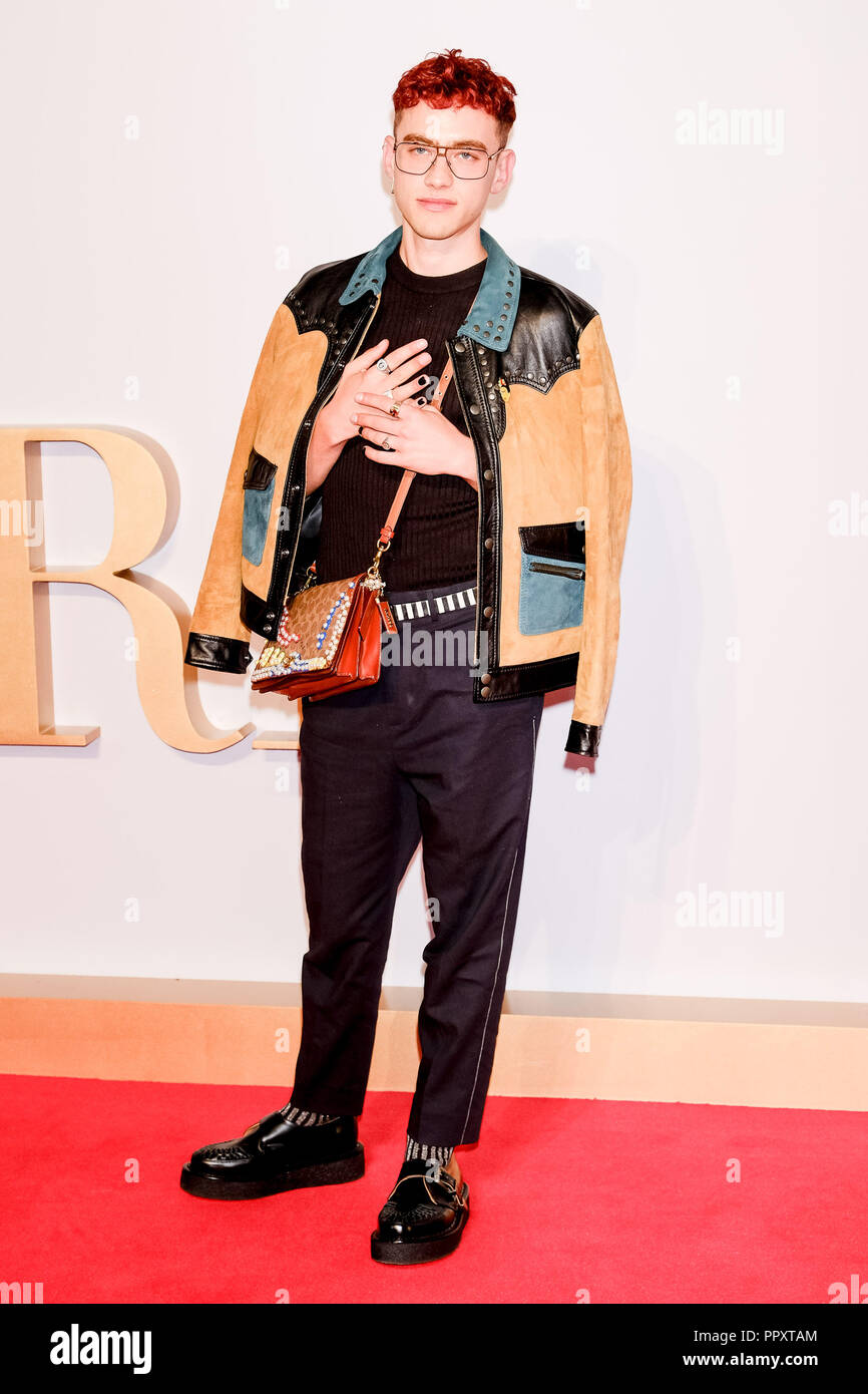 London, UK. 27th September, 2018. Olly Alexander at A STAR IS BORN UK Premiere on Thursday 27 September 2018 held at The Vue Cinema, Leicester Square, London. Pictured: Olly Alexander. Picture by Julie Edwards. Credit: Julie Edwards/Alamy Live News Stock Photo