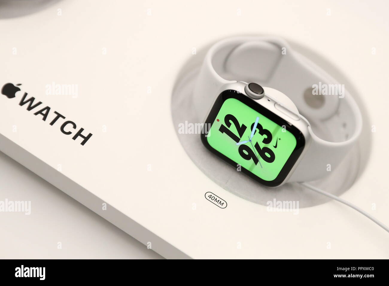apple watch s4 nike