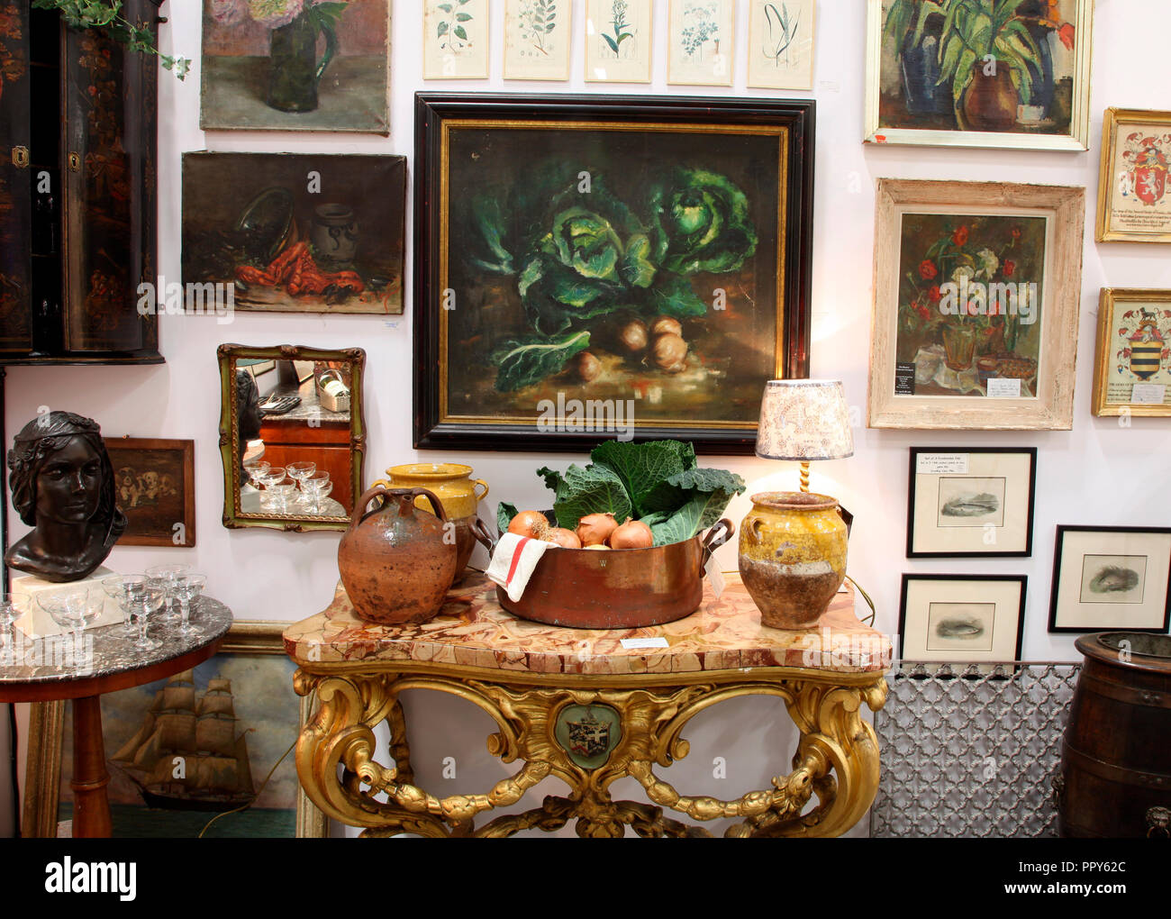 Dublin, Ireland. 28th September, 2018. Dee Brophy  Decorative Antiques stand at Timeless, IADA Fair, Dublin 2018 Credit: Ros Drinkwater/Alamy Live News Stock Photo