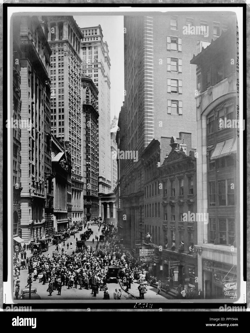 Broad Street and curb brokers, New York City Stock Photo Alamy