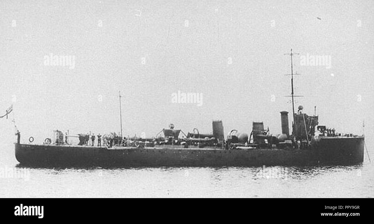 HMS Brisk 1910 Stock Photo - Alamy