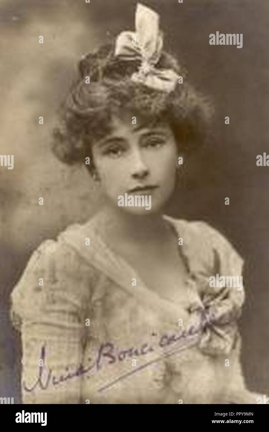 2019 year - Nina Boucicault 2019 year