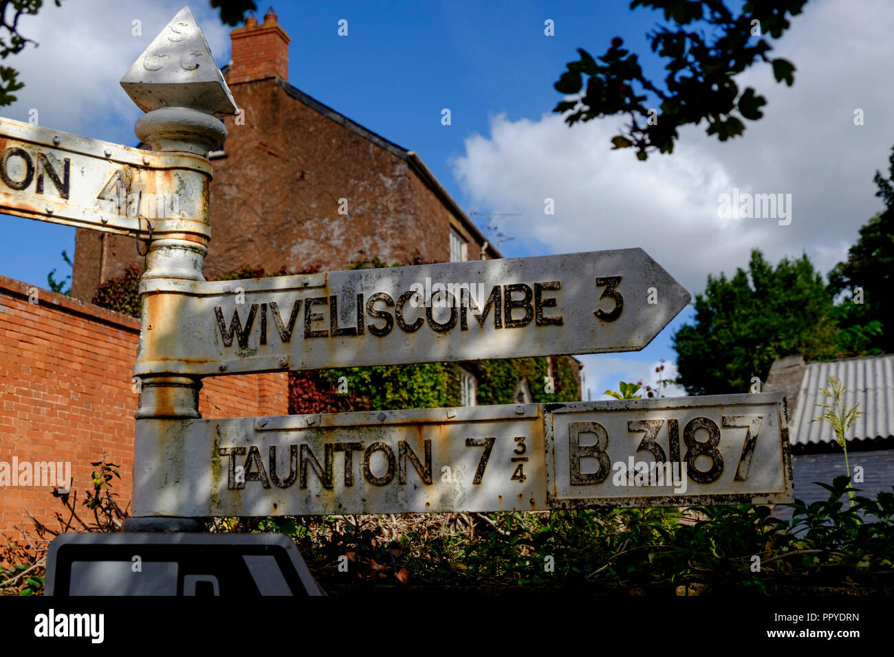 Milverton, a village near Taunton Somerset england Stock Photo Alamy