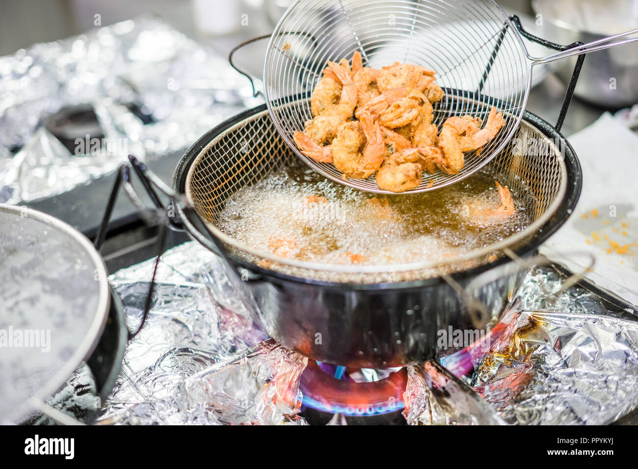 Crumbed prawn hires stock photography and images Alamy