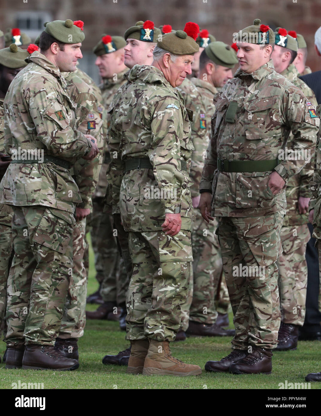 Soldiers from the royal regiment of scotland 3 scots hi-res stock ...