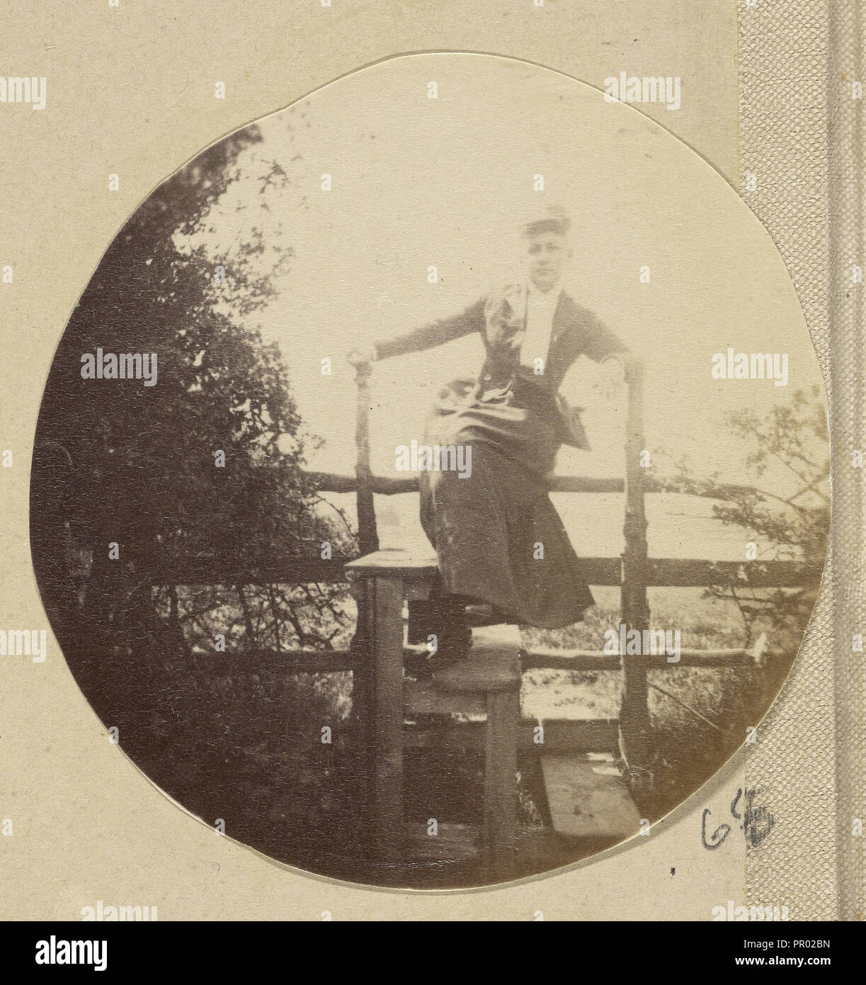 1880s woman hi-res stock photography and images - Alamy