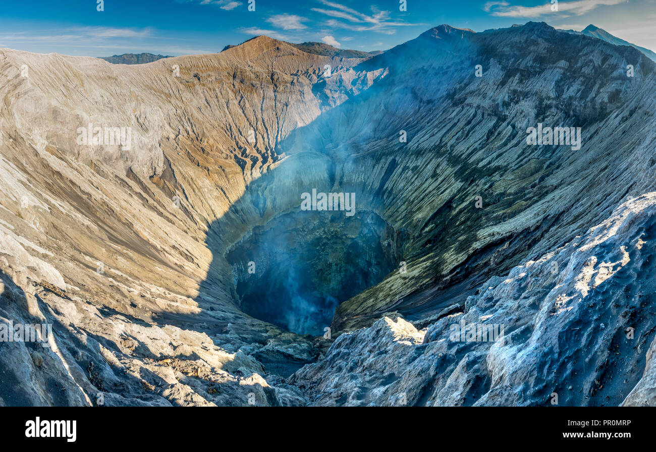 Crater of Mount Bromo, Bromo Tengger Semeru National Park, East Java ...