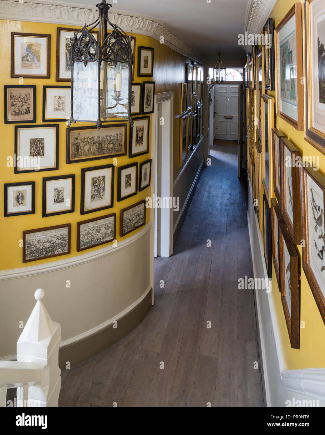 Curved hallway hires stock photography and images Alamy