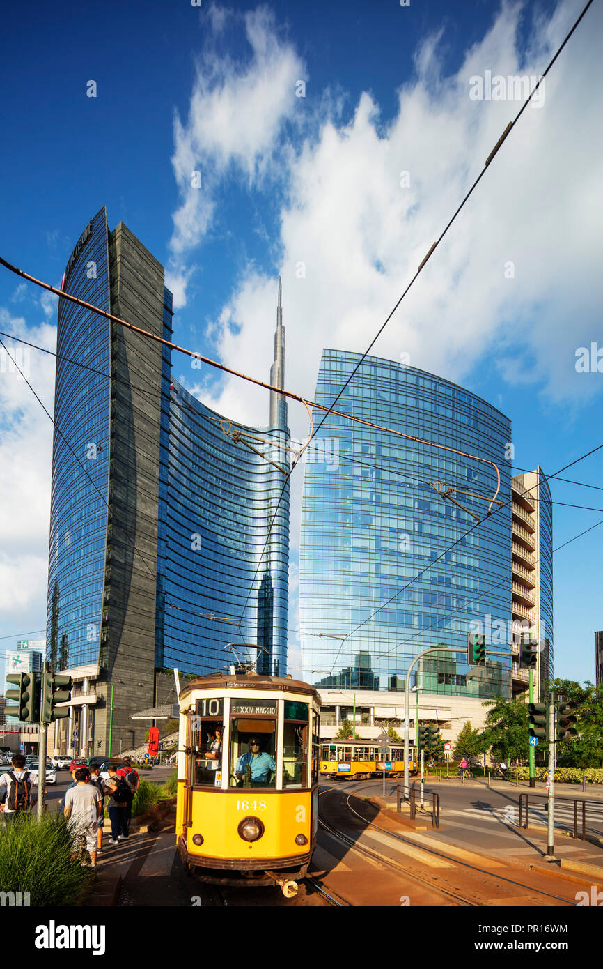 Gae Aulenti square in Puorta Nuova business and commercial district, Unicredit Tower, Milan, Lombardy, Italy, Europe Stock Photo