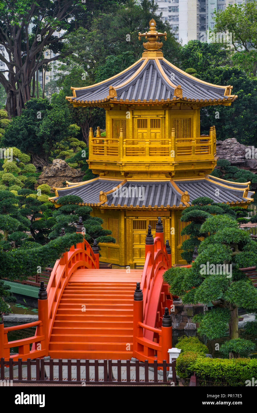 The pagoda at the Chi Lin Nunnery and Nan Lian Garden, Kowloon, Hong Kong, China, Asia Stock Photo