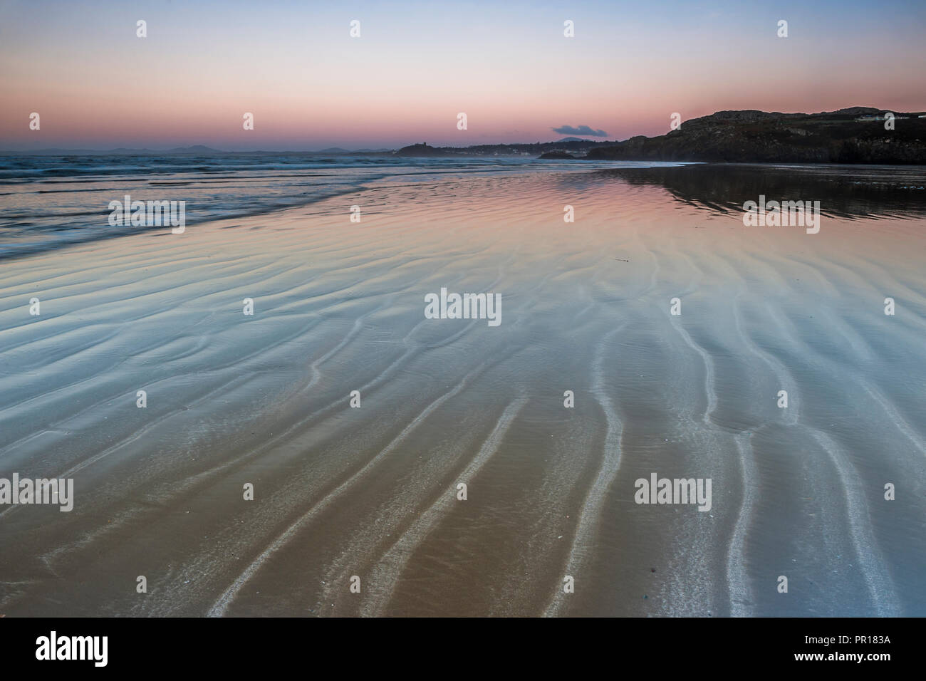 Black rock sands hi-res stock photography and images - Alamy