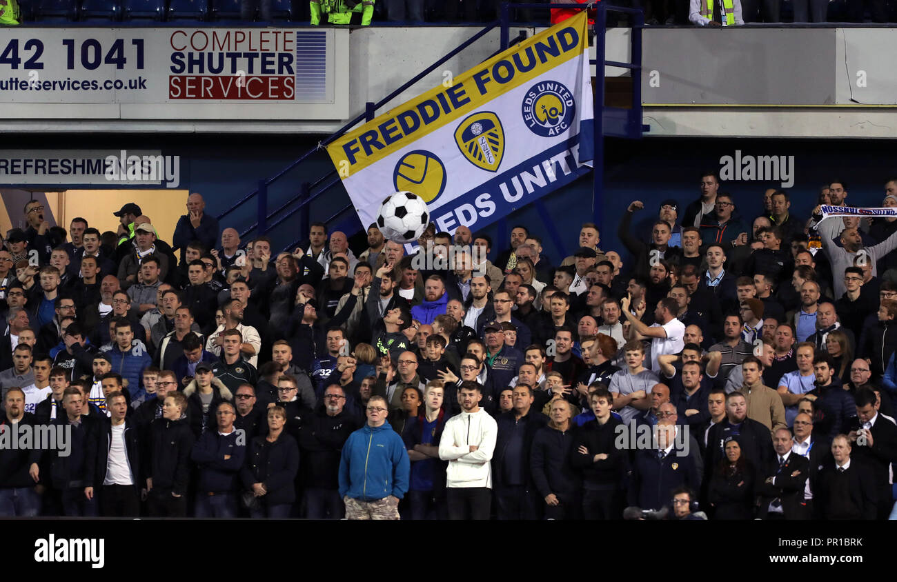 Leeds United Fans High Resolution Stock Photography and Images Alamy