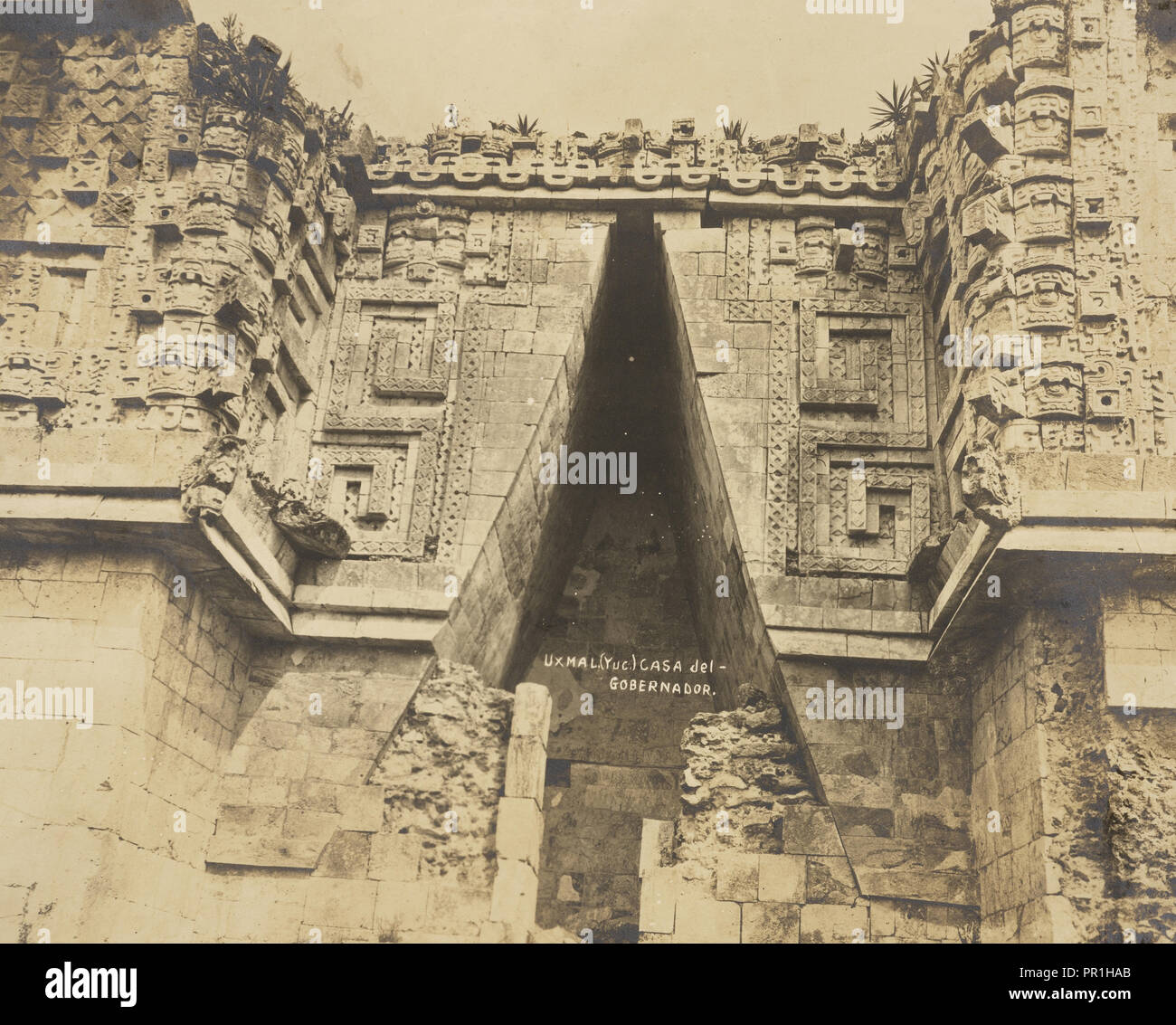 Governor's Palace, Uxmal, Mexico): south arch, Views of Aztec, Maya, and Zapotec ruins in Mexico, Charnay, Désiré, 1828-1915 Stock Photo