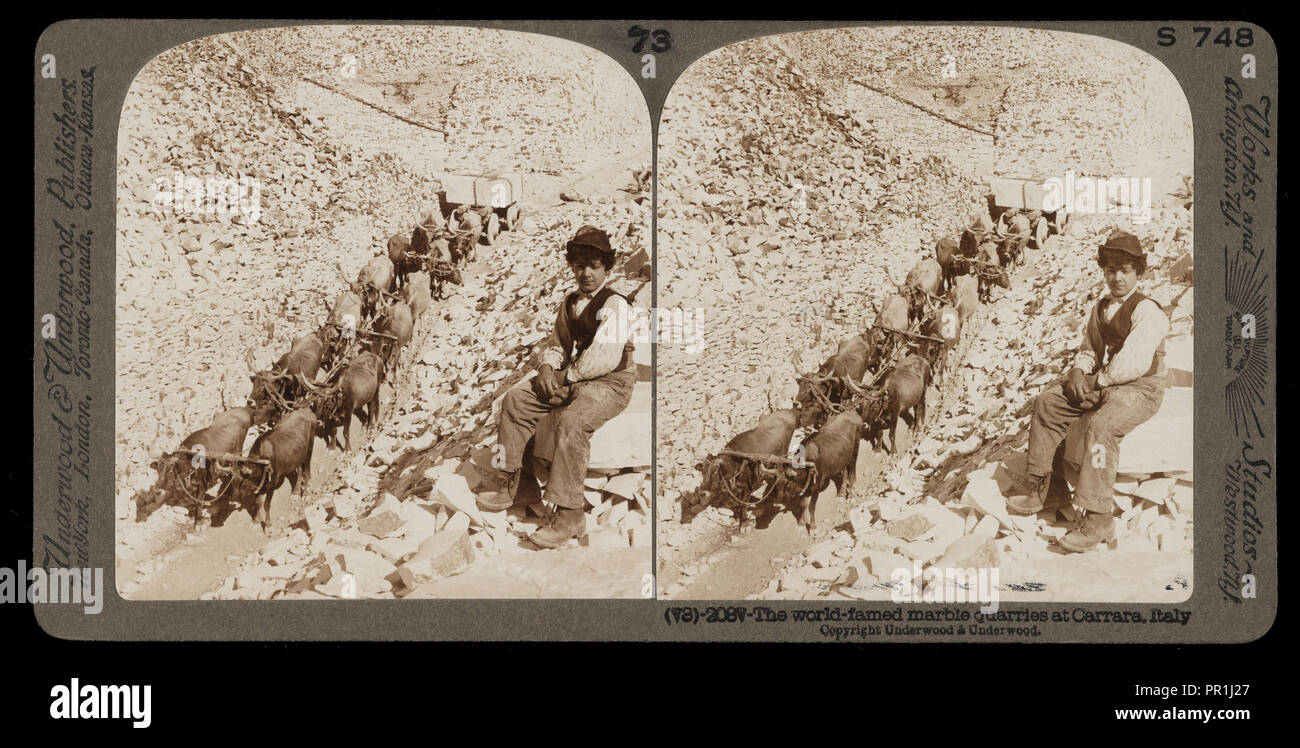 World-famed marble quarries at Carrara, Stereographic views of Italy, Underwood and Underwood, Underwood, Bert, 1862-1943 Stock Photo