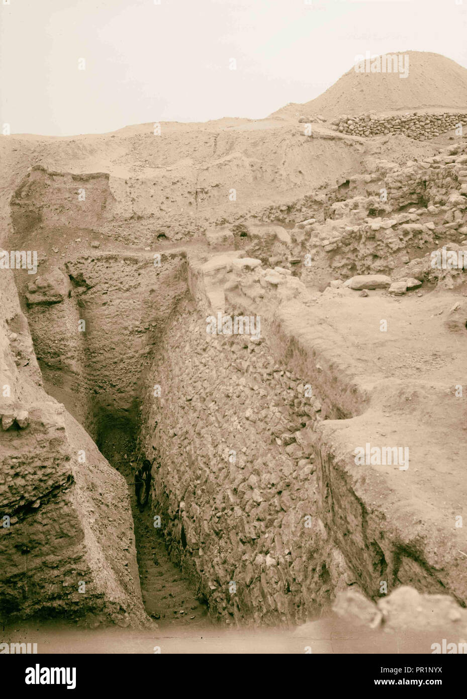 Road to Jericho, Jordan, etc. Remains of ancient Jericho city wall. 1900,  West Bank, Jericho Stock Photo - Alamy
