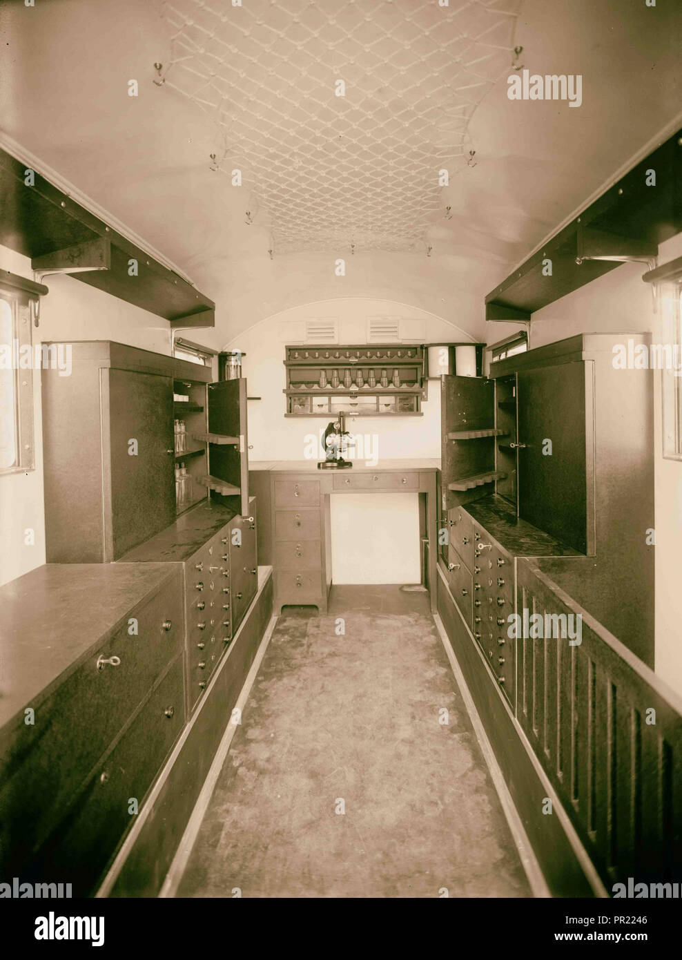 Mobile dispensary hires stock photography and images Alamy