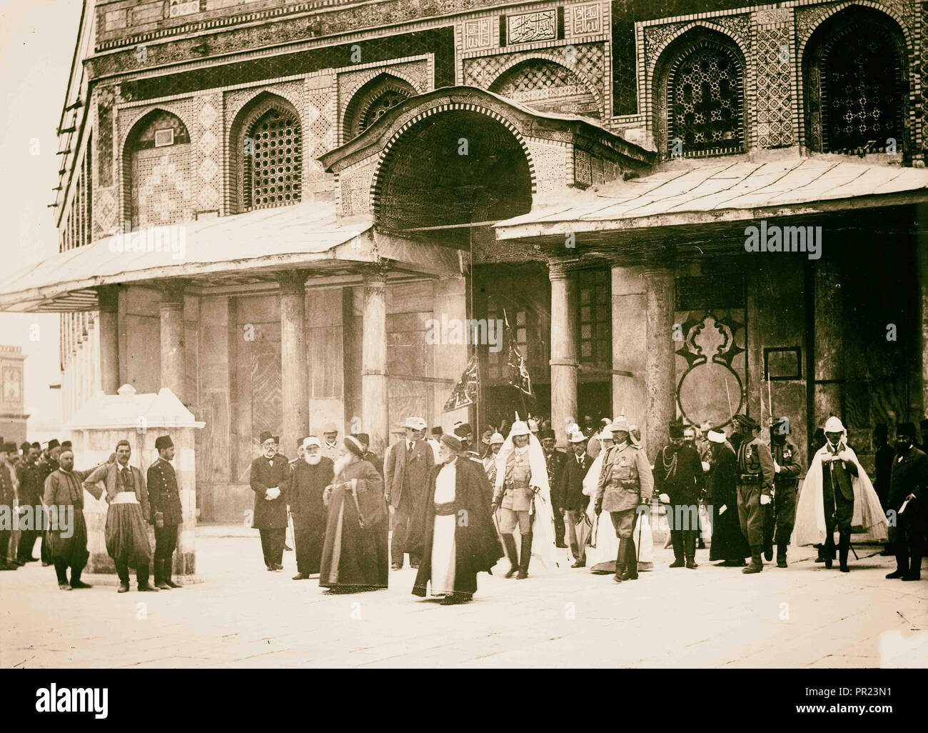 State visit to Jerusalem of Wilhelm II of Germany in 1898 Emperor and Empress at Mosque of Omar, Dome of the Rock. 1898 Stock Photo