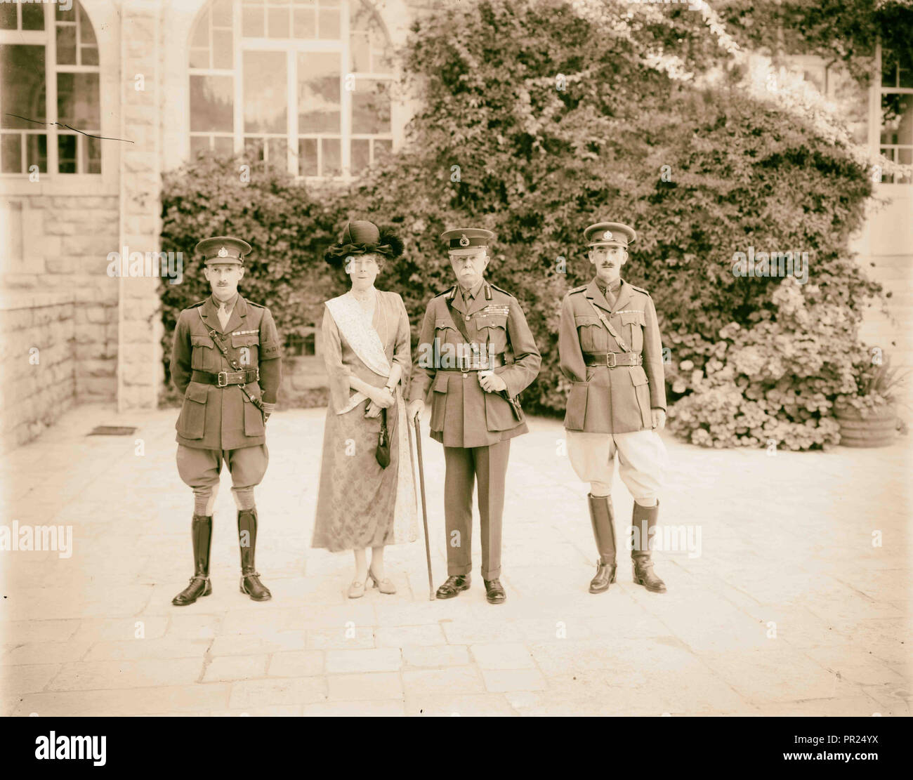 Lord & Lady Plumer, flanked by 2 officers. 1925, Jerusalem, Israel Stock Photo