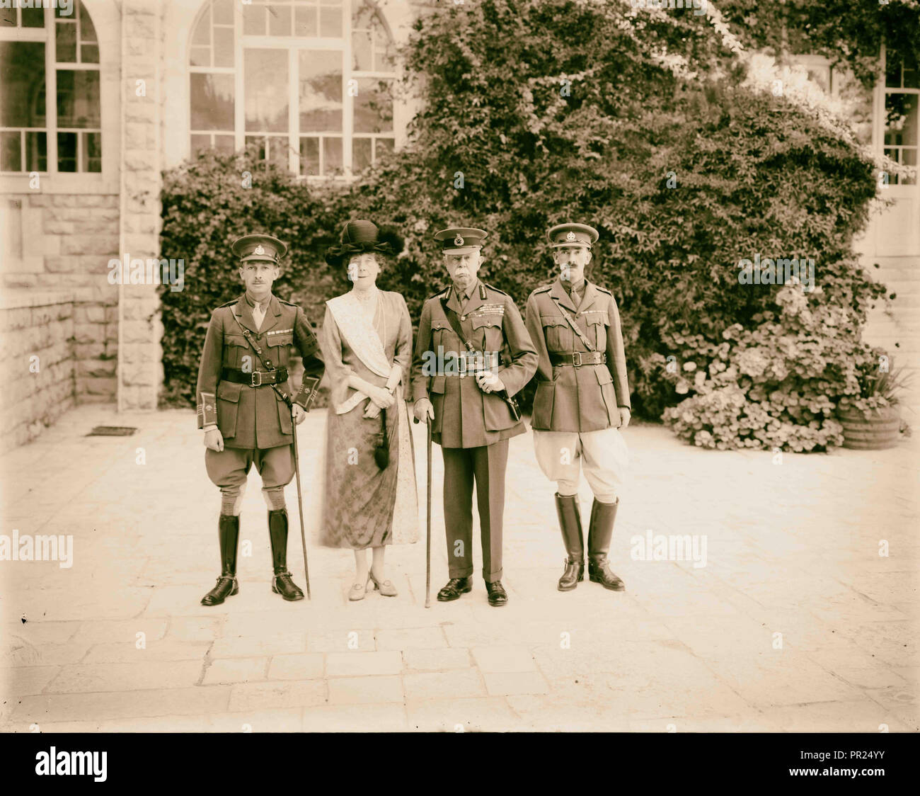 Lord & Lady Plumer, flanked by 2 officers. 1925, Jerusalem, Israel Stock Photo