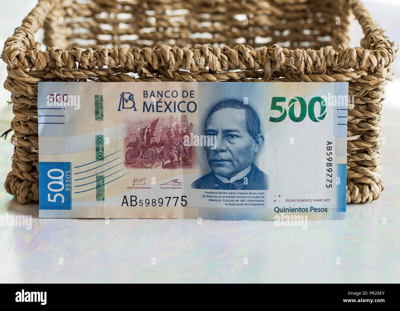 500 mexican 2024 pesos to usd