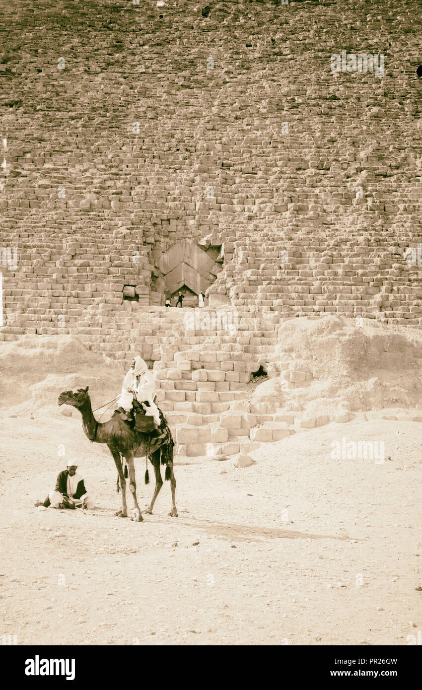 Man and camel in palestine hi-res stock photography and images - Alamy