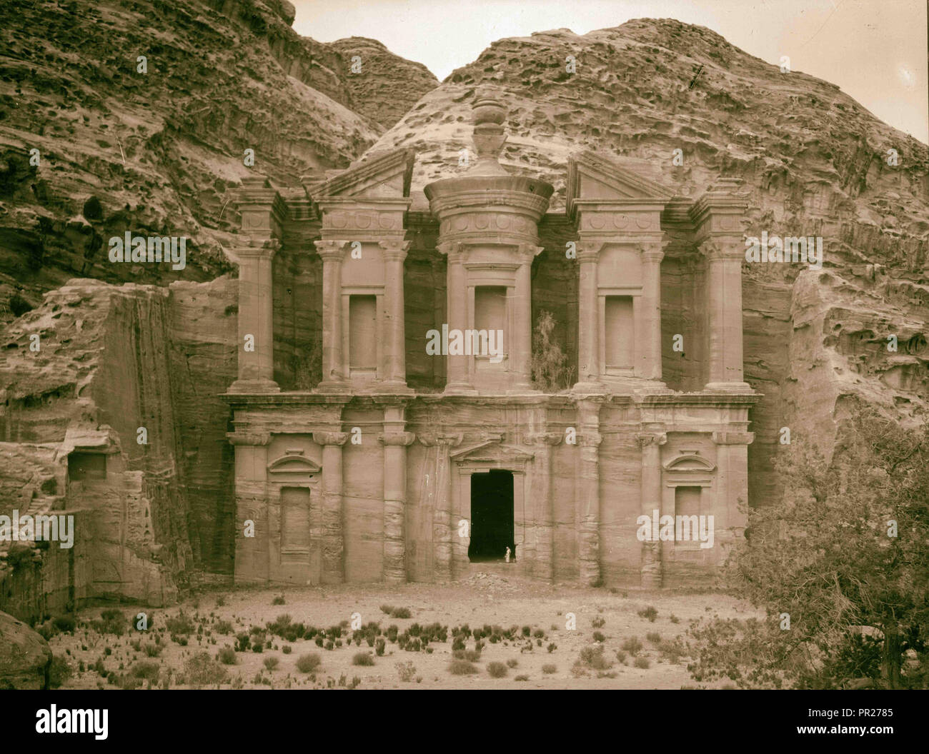Petra. 1898, Jordan, Petra, Extinct city Stock Photo - Alamy