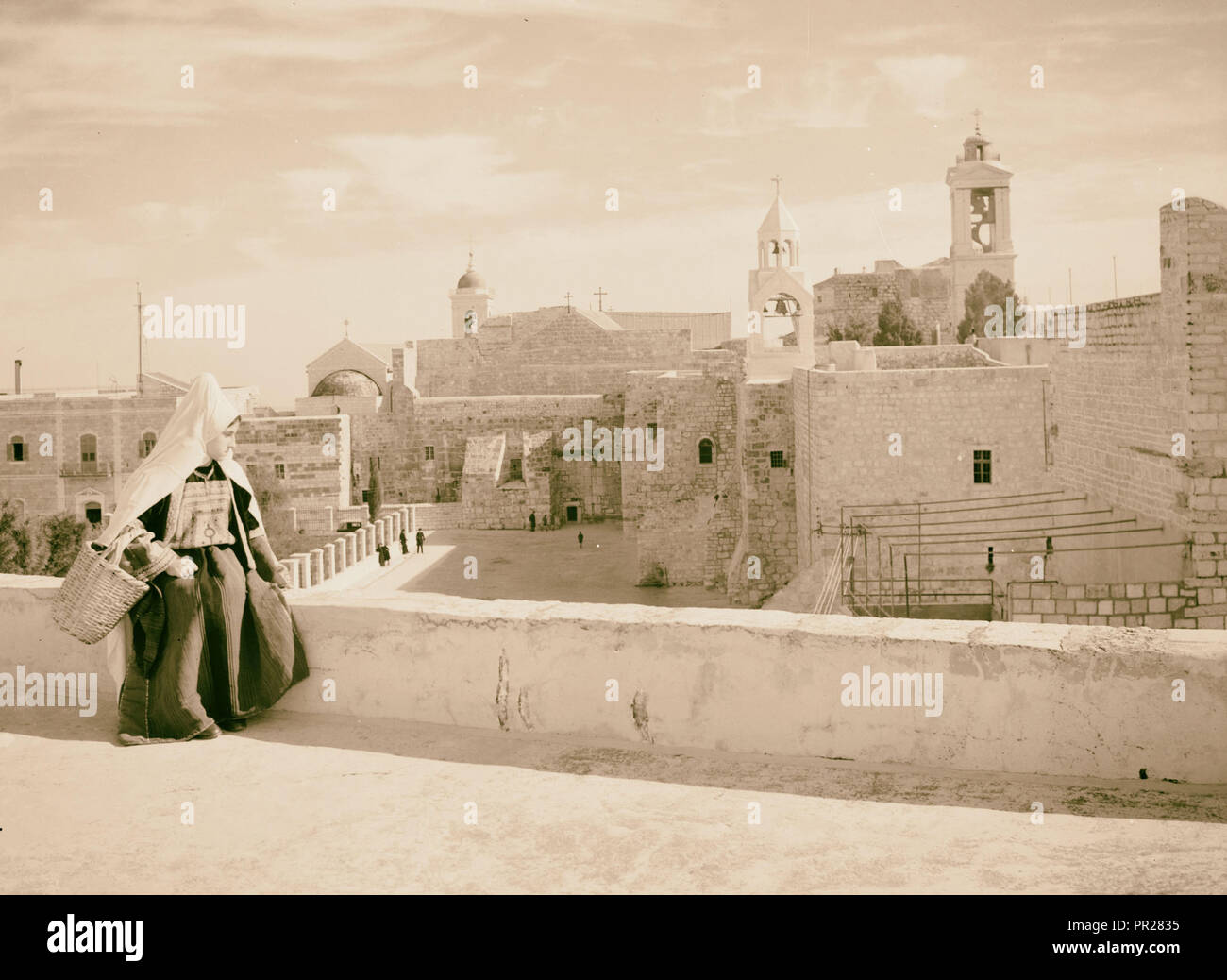 Bethlehem church of nativity hi-res stock photography and images - Alamy
