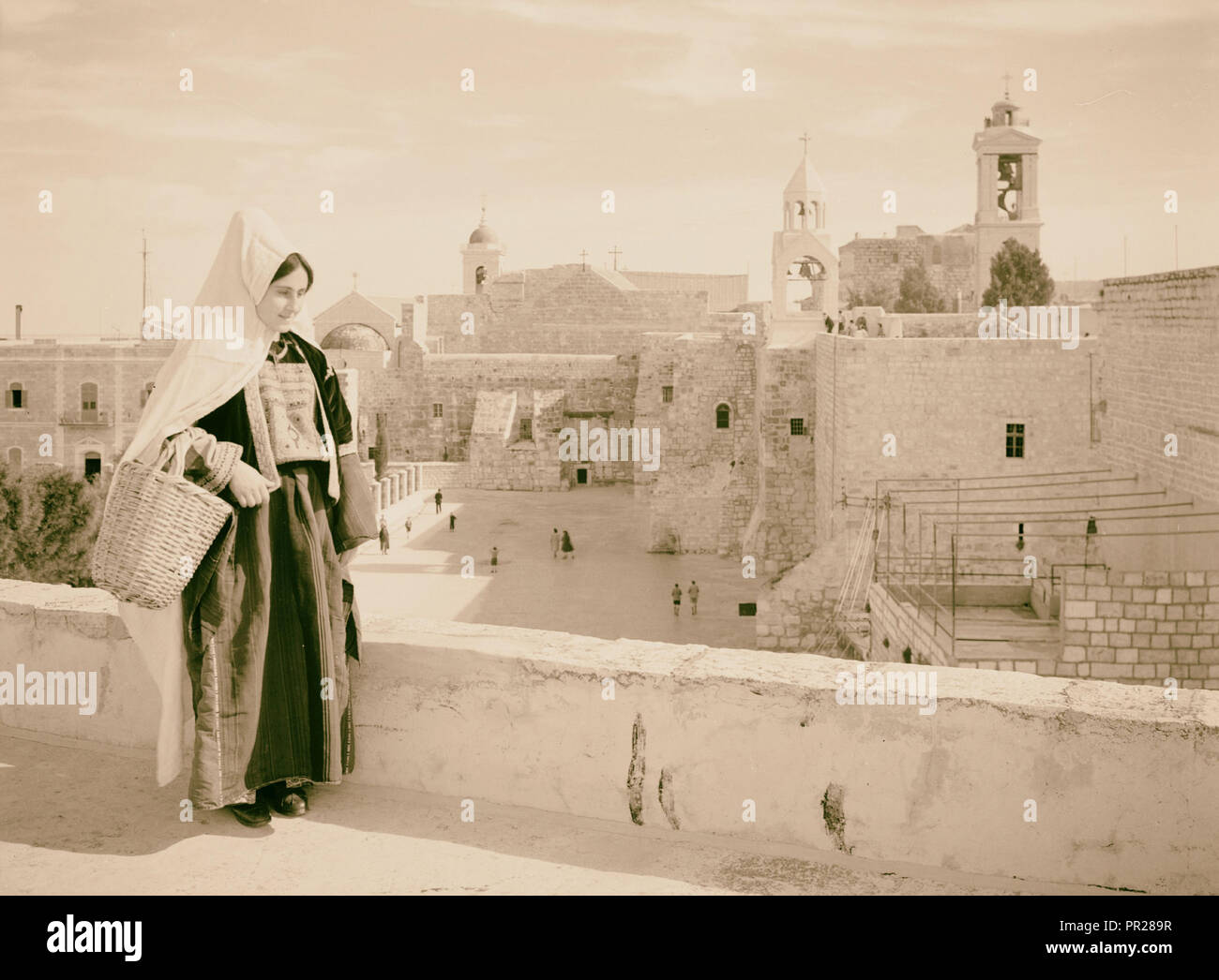 Bethlehem church of the nativity hi-res stock photography and images ...