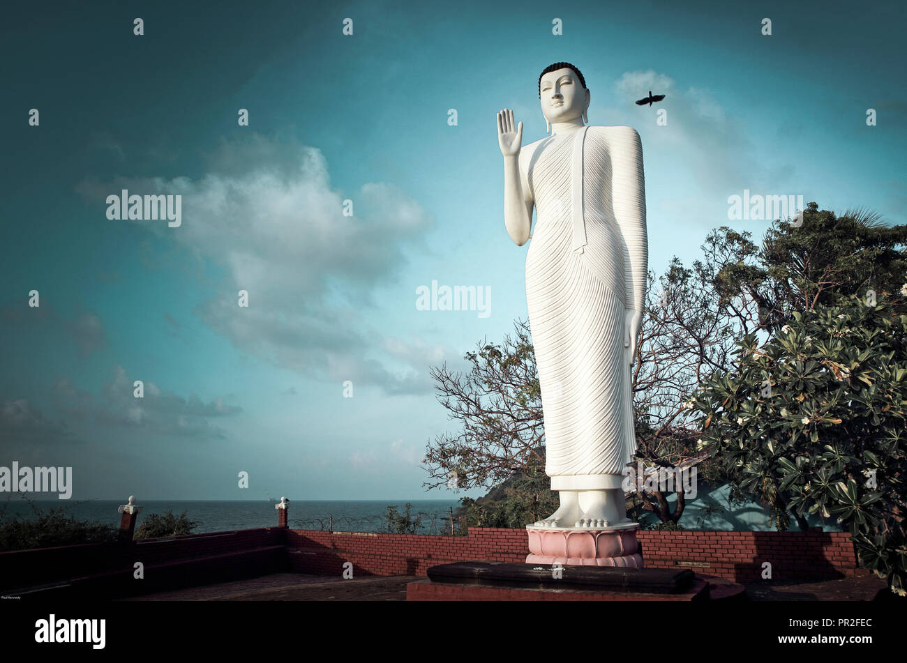 Giant Buddha statue at Gokanna Rajamaha Viharaya Temple on Fort