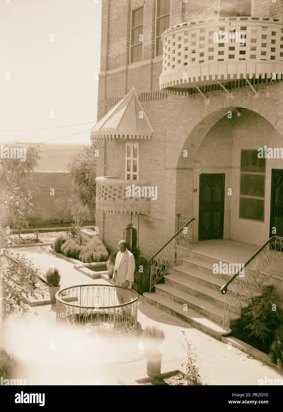 Rev. Panfil's house, Mosul. 1932, Iraq, Mosul Stock Photo