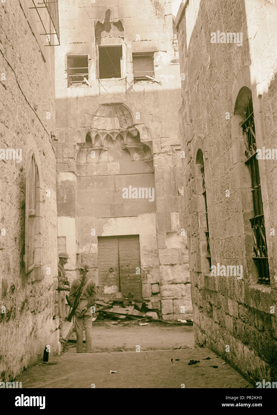 The raising of the siege of Jerusalem Typical scene of troops in Old ...