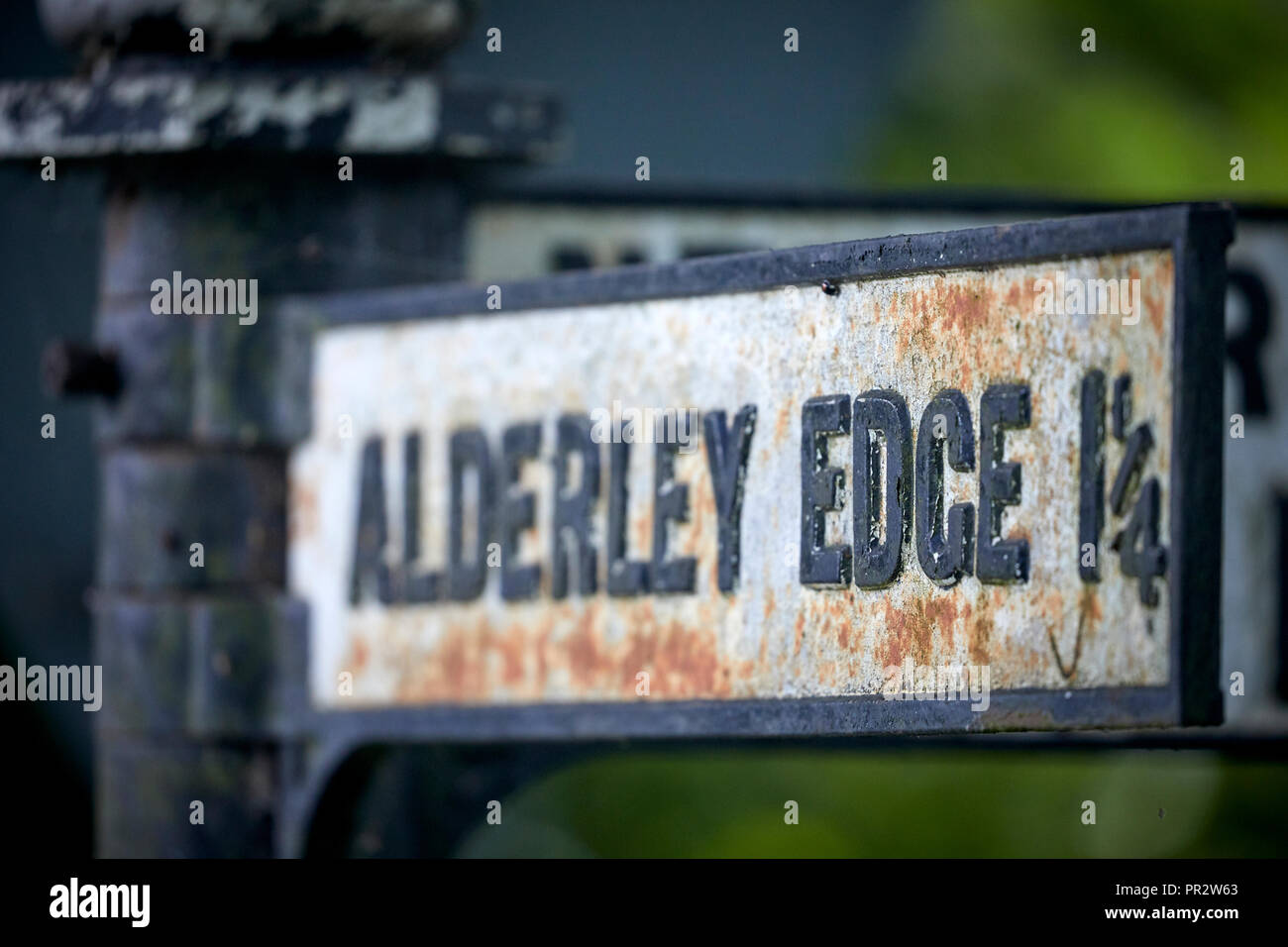 Alderley Edge, Cheshire, cast road sign Stock Photo Alamy