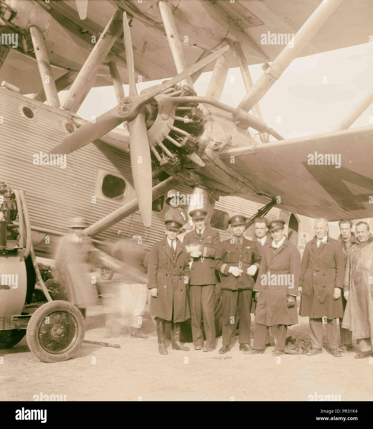 Aircrafts of the Imperial Airways Ltd., on the Sea of Galilee and at Semakh. Aircraft 'Hanno' pilots. Officers Stock Photo