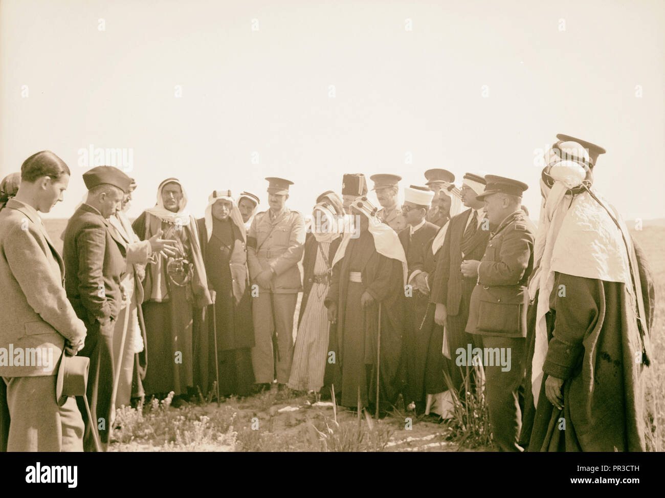 Visit to Beersheba Agricultural Station (Experimental) by Brig. Gen. Allen & staff & talks to Bedouin sheiks Stock Photo