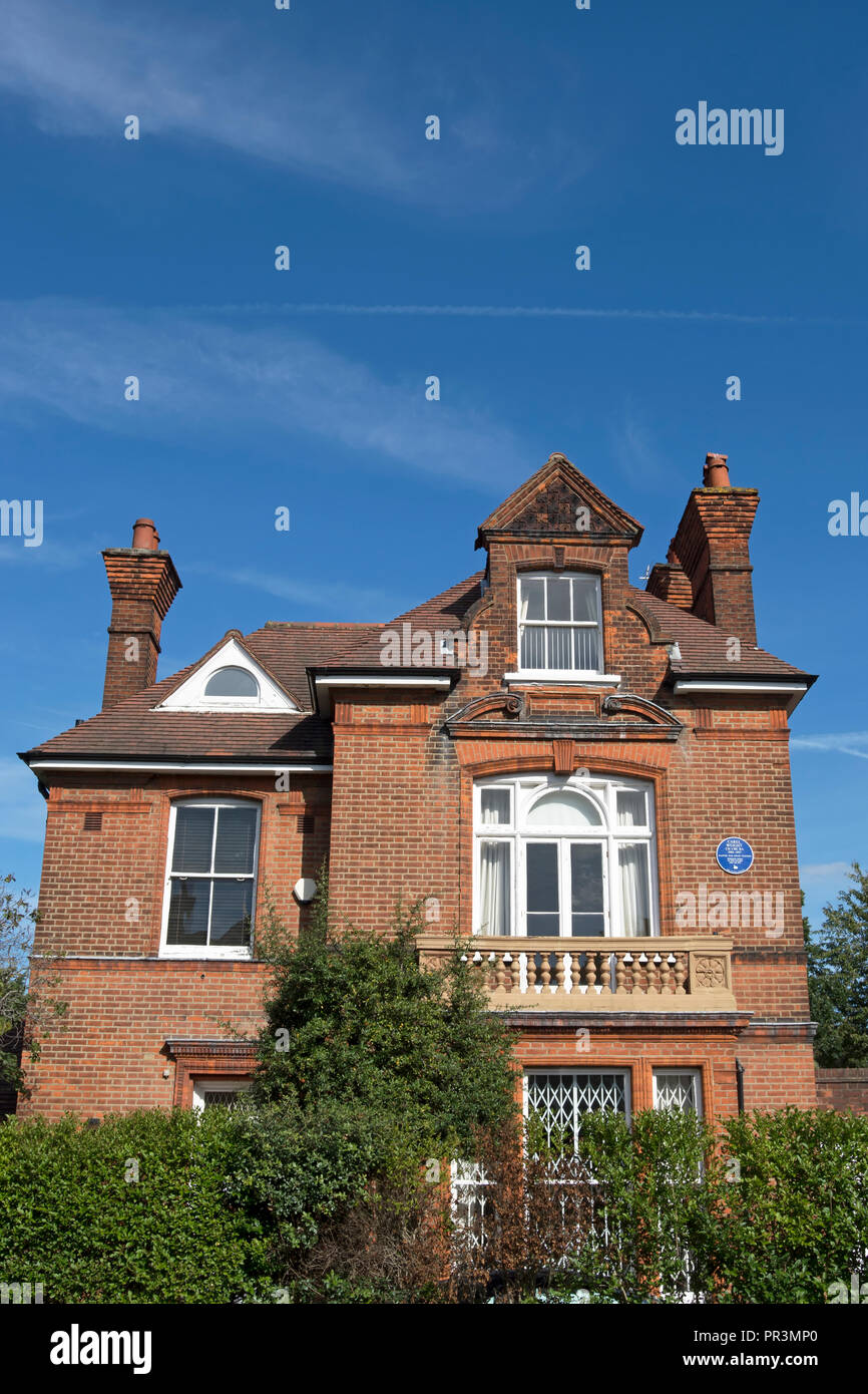 house in putney, london, england, that from1984 to 1997 held the studio