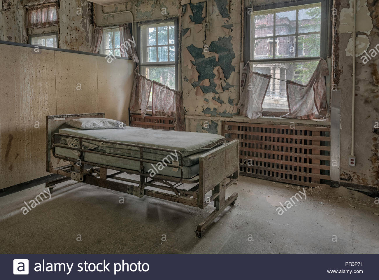 Mental Hospital Stock Photos & Mental Hospital Stock Images Alamy