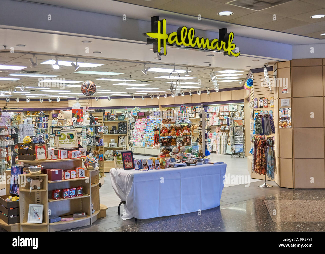 Hallmark store hires stock photography and images Alamy