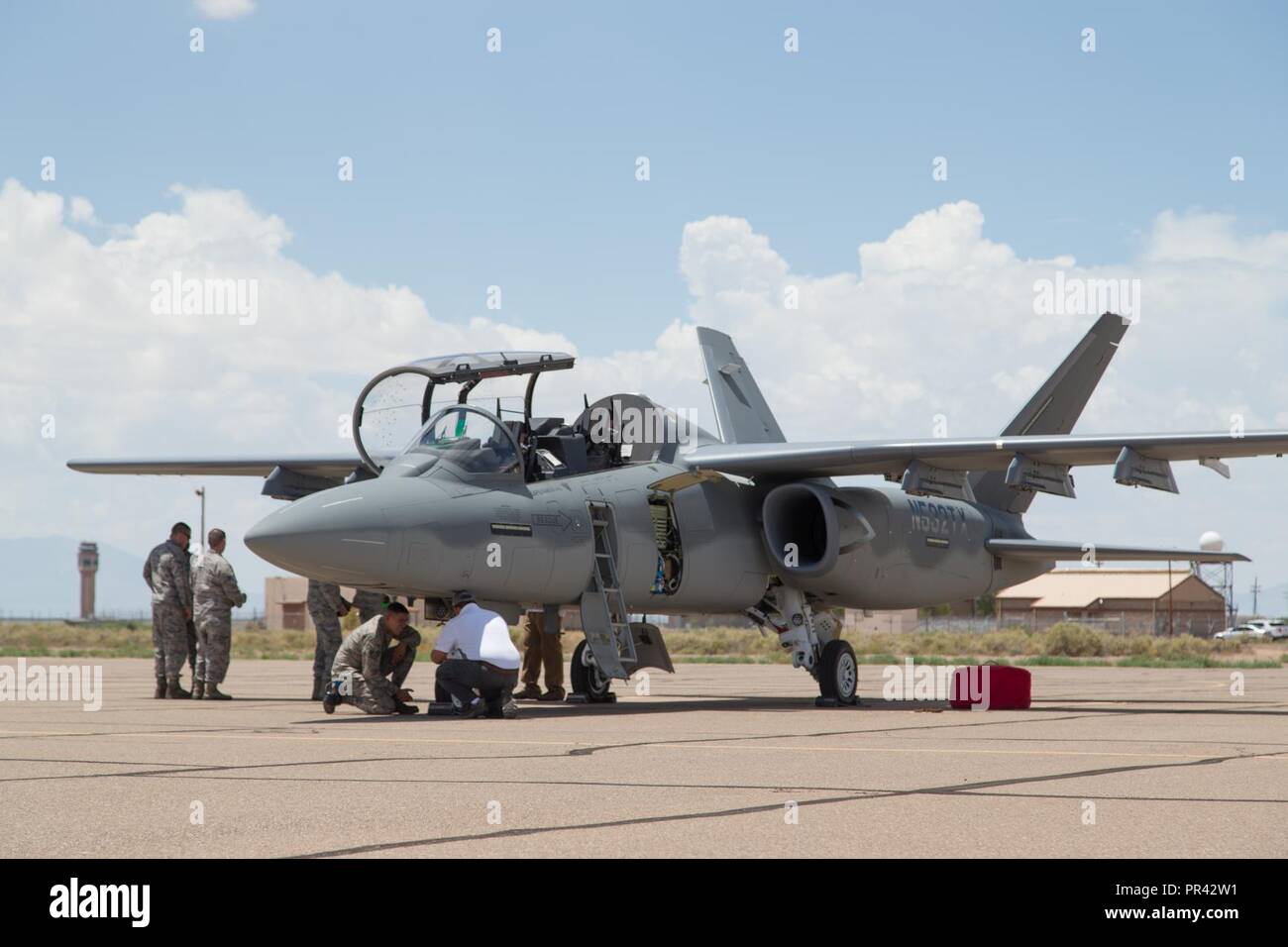 Holloman air force base hires stock photography and images Alamy