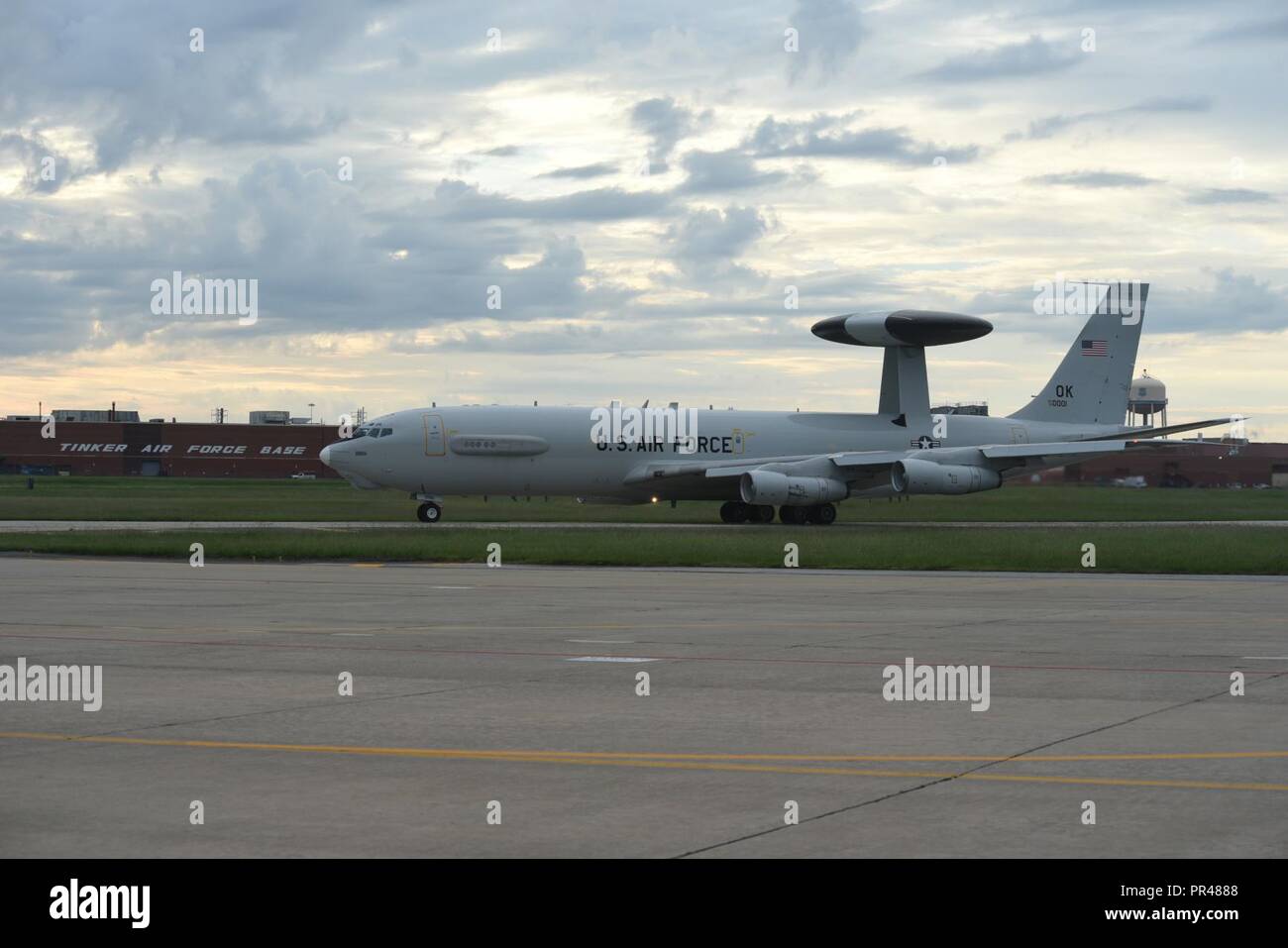 An E-3G Airborne Warning and Control System aircraft of the 552nd Air Control Wing, 960th Airborne Air Control Squadron, taxis for a mission supporting the response to Hurricane Florence Sept. 15, 2018, Tinker Air Force Base, Oklahoma.  The AWACS will provide air control and de-confliction service along the East Coast of the United States as they monitor and control airspace as local, state and federal assets move in to the area to conduct rescue and recovery operations. Stock Photo