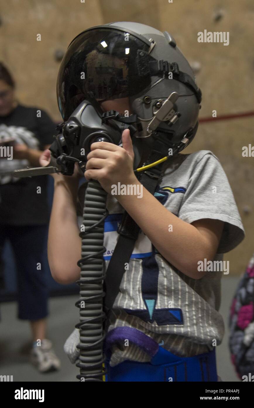 Kids sales pilot helmet
