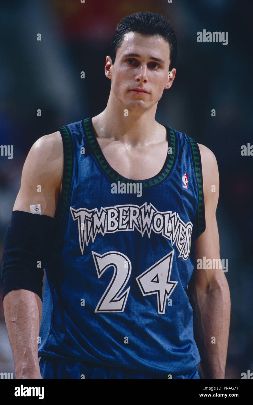 Minnesota Timberwolves Tom Gugliotta Vintage 90’s Champion Jersey Mens 44 L  NBA