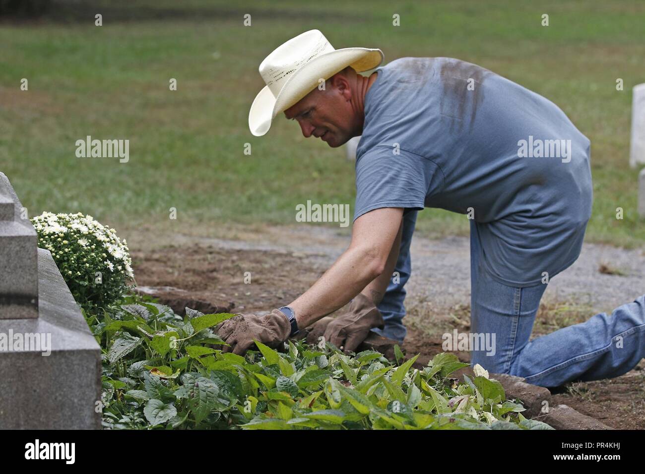 Soldiers of the 41st Engineer Battalion, 2nd Brigade Combat Team, 10th