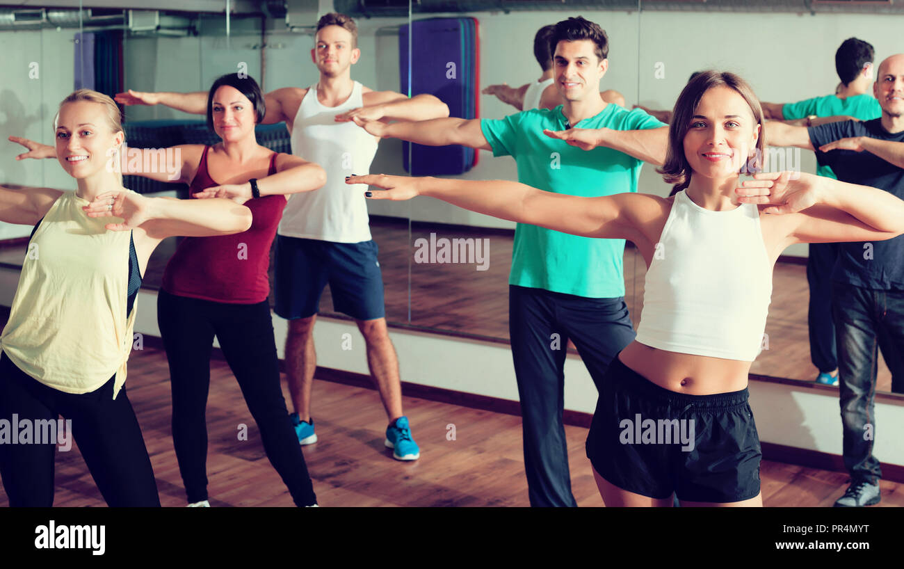 Zumba clothing hi-res stock photography and images - Alamy